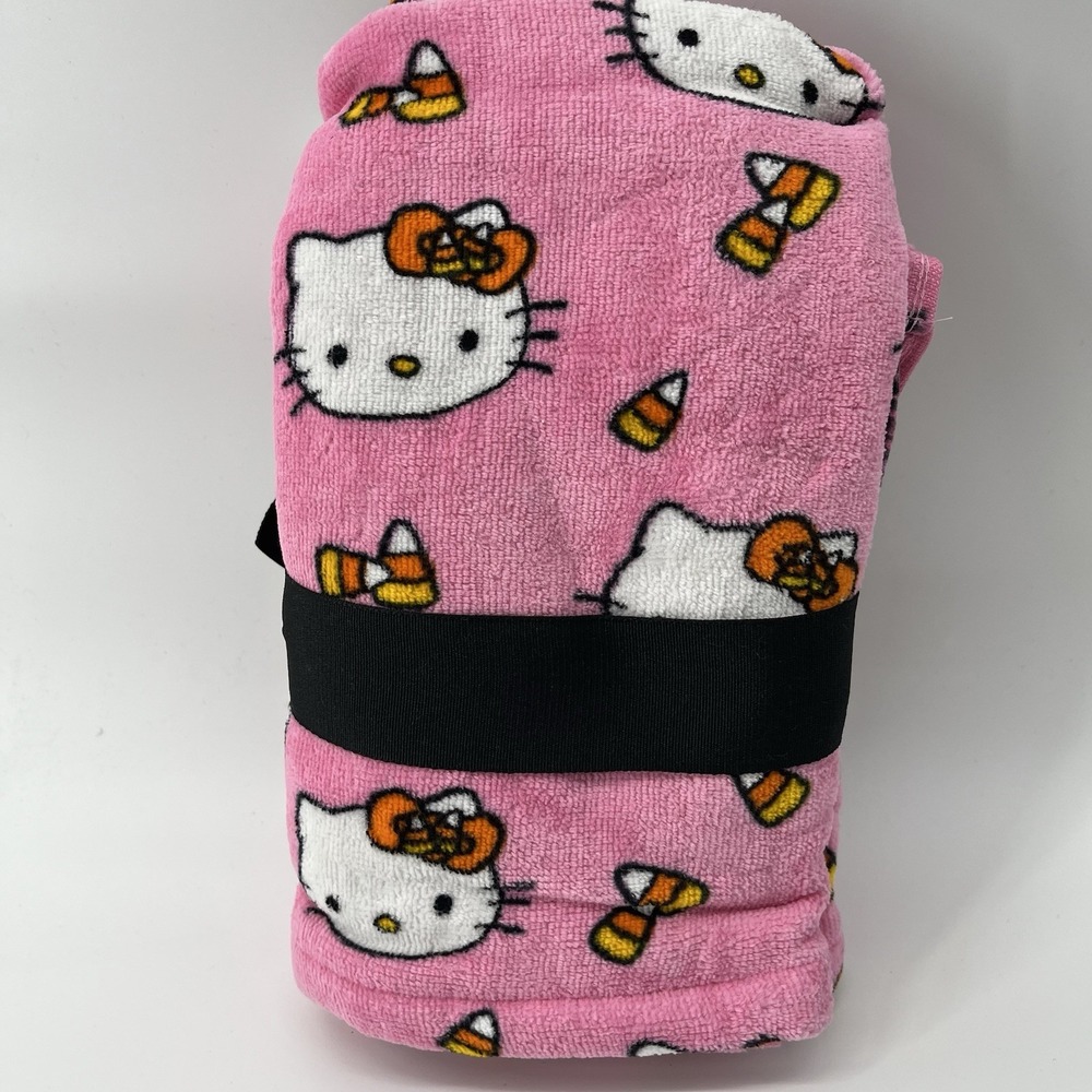 Hello Kitty Halloween Pink Candy Corn Hand Towels 16 x 28" Set Of 2 Sanrio NWT